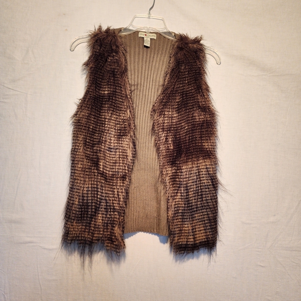 Love Change Women's Faux Fur Sweater Vest Neutral Tones W Rib-Knit Interior Sz M